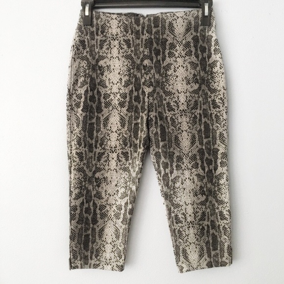 Tarea Pants - Tarea snakeskin high waist capris EUC